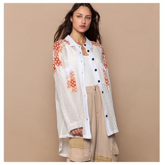 LAST ONE $40 start 121 ๐๐POL oversized lace shacket - Picture 6 of 7